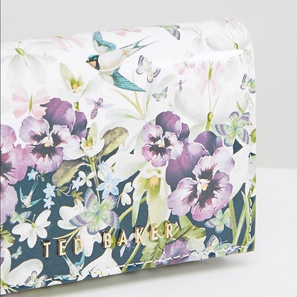 Ted Baker Enchantment Highbox Small Ladies' wallet isn’t sold online anymore - Picture 5 of 5